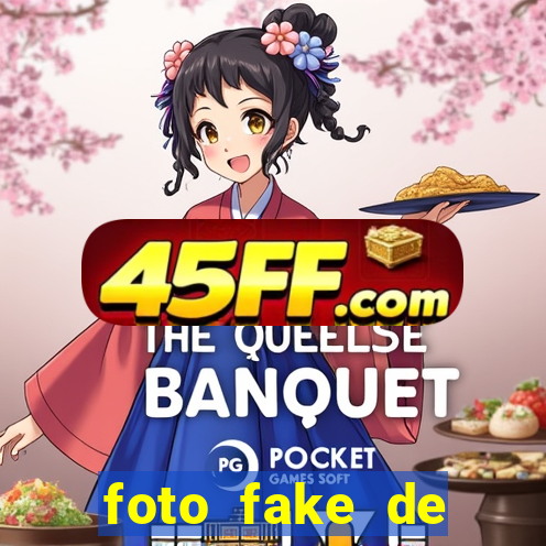foto fake de menina no espelho cabelo cacheado